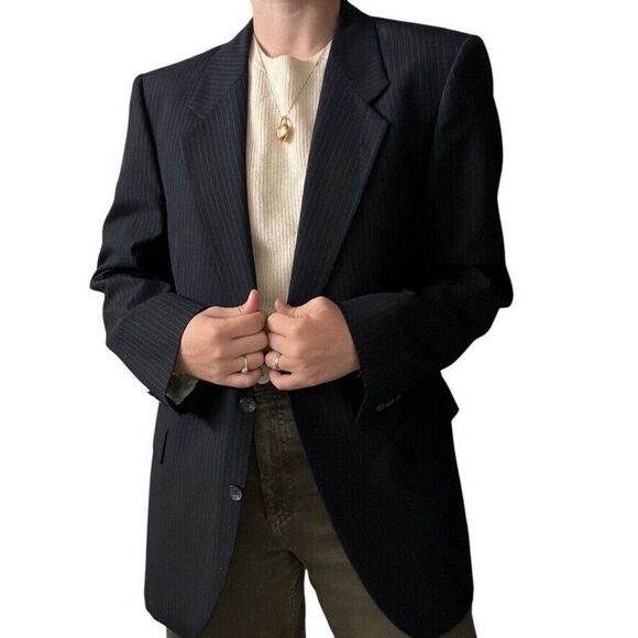 Vintage YSL Yves Saint Laurent Navy Blue Pin Stripe Wool Sport Coat Blazer 42R - Picture 4 of 11